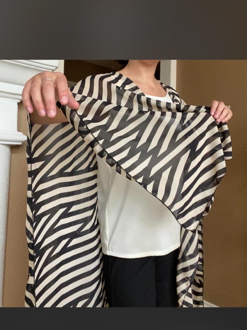 ALLOY Black and Cream Zebra-Print Open Kimono Cardigan - Picture 2 of 8